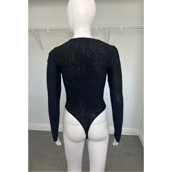 Good American (NWOT) ~ Sheer Lace Fitted Bodysuit - Picture 5 of 9